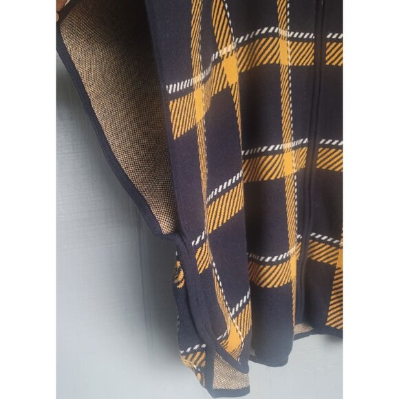 Jones New York Downtown Glam Full Zip Plaid Poncho. Size L/XL - Picture 2 of 7